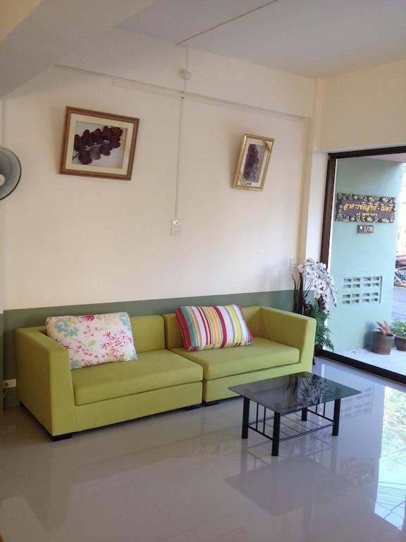 Baan Mitreejit Appartement Surat Thani Buitenkant foto